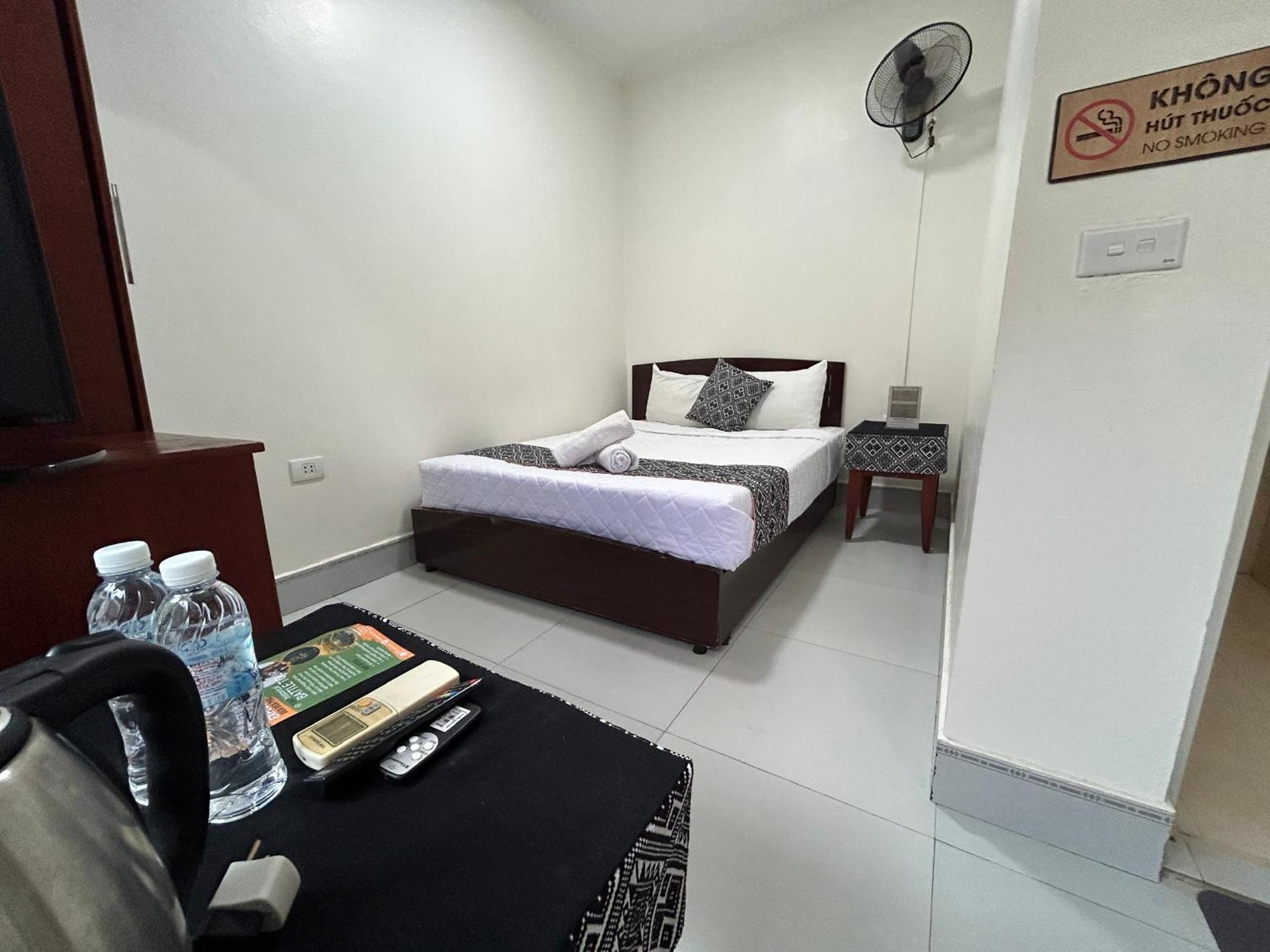 Frontier Hostel & Tours Дьенбьенфу Экстерьер фото